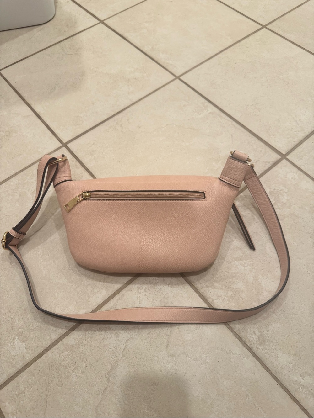 The SIDEKICK Blush Leather Crossbody Belt Bag - Picture 3 of 9